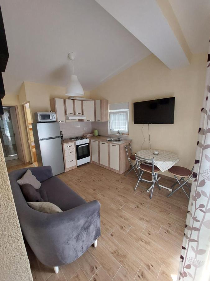 Apartmani Piskoric 维尔 外观 照片