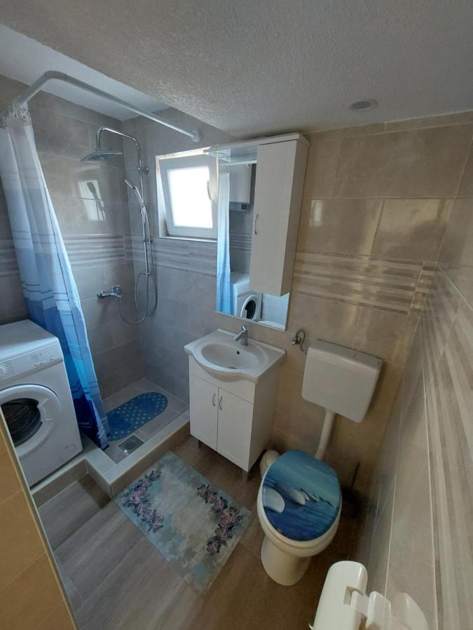 Apartmani Piskoric 维尔 外观 照片