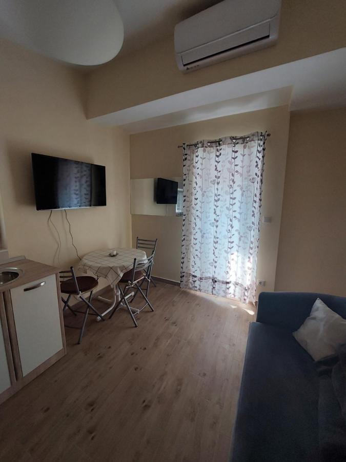 Apartmani Piskoric 维尔 外观 照片
